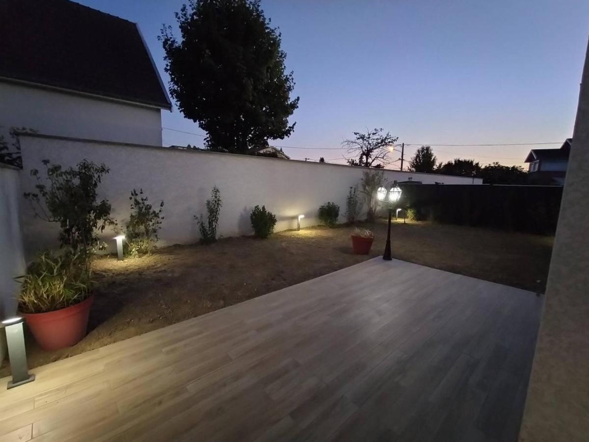 Logement Cosy Neuf Avec Jardin Mions Esterno foto